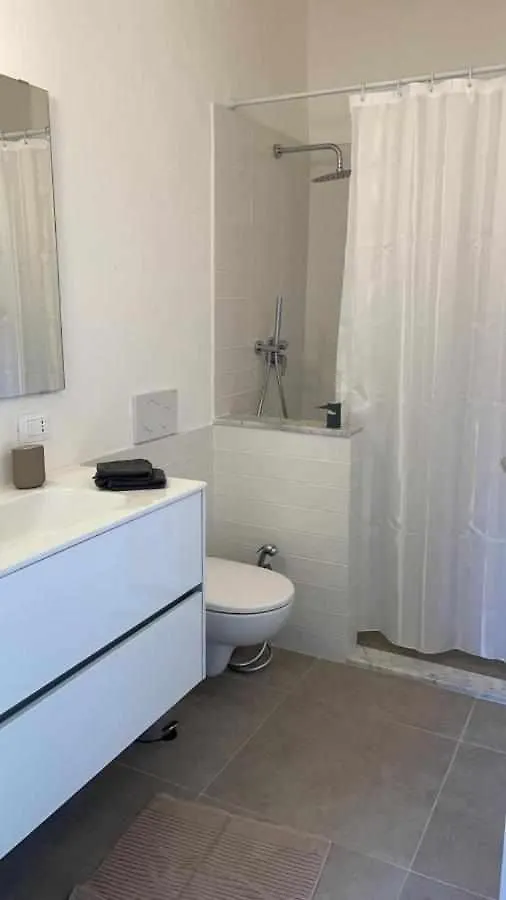 Susannas Lovely New Apartment Livorno 0*,